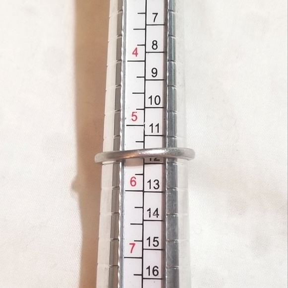 DIAMOND Platinum Vintage Ring - Picture 3 of 8